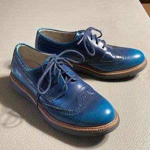 Blue Rockport oxfords